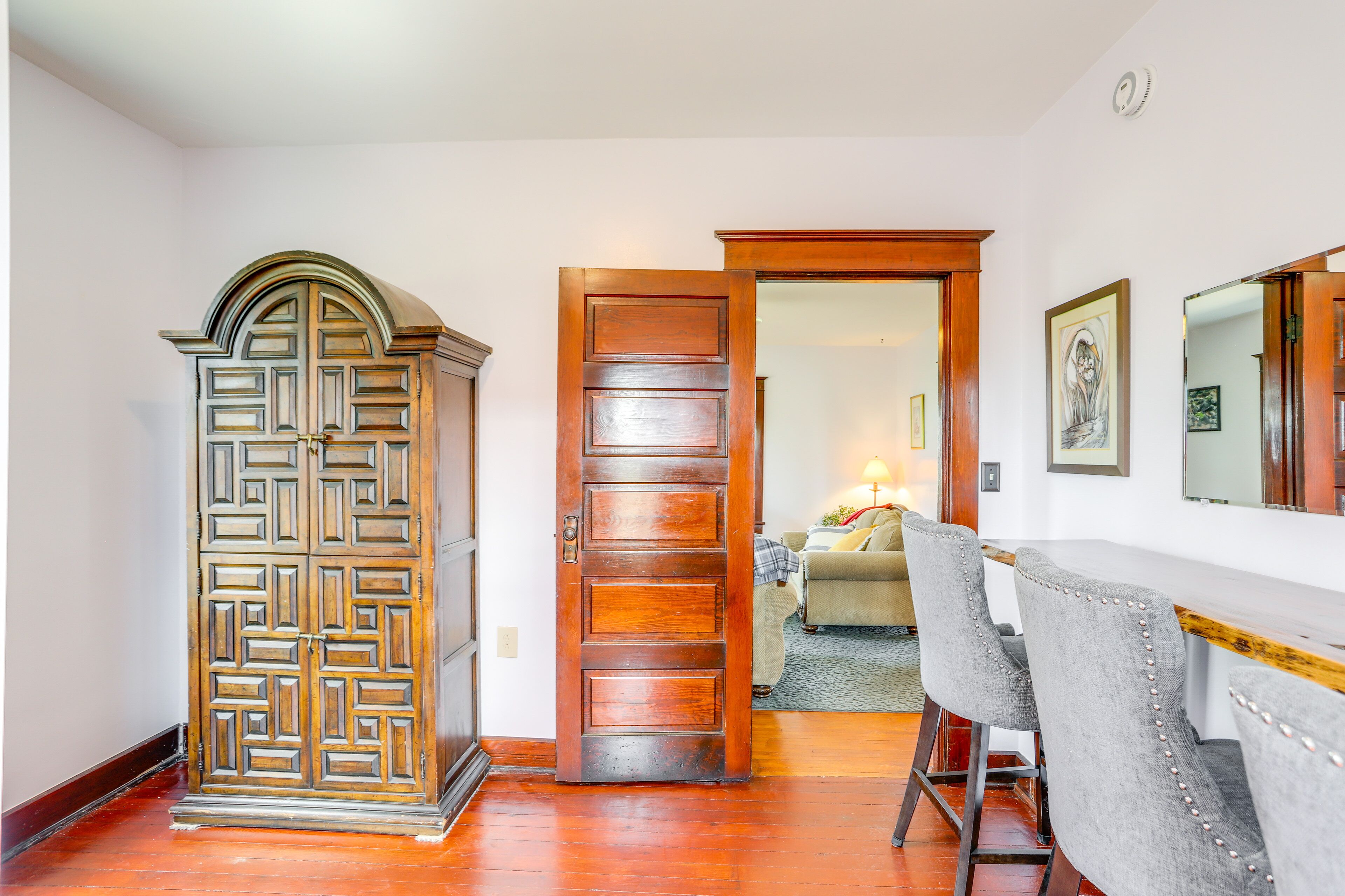 Bright Van Wert Home: 0.5 Mi to Golf Course!