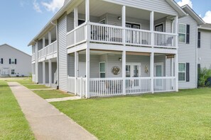 Apartment (3 Bedrooms) | Interior - Gulf Shores Condo w/ Pool Access, 5 Mi to Beach! (Gulf Shores)