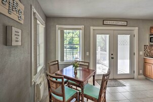 Apartment (0 Bedroom) | Interior