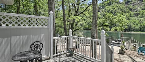 Apartment (0 Bedroom) | Front of property