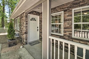 Apartment (0 Bedroom) | Interior - Trout Fishing Retreat on White River w/ Patio (Lakeview)