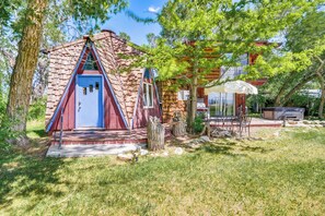 House (1 Bedroom) | Interior - 'snowflake Cabin' - Mins to Cody & Red Lodge! (Powell)