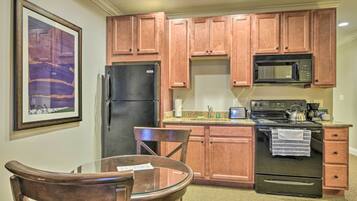 Apartment (1 Bedroom) | Interior