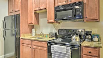 Apartment (1 Bedroom) | Interior