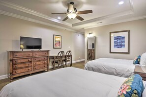 Apartment (1 Bedroom) | Interior - Anderson Golf Club Condo w/ Community Amenities! (Spring Lake)