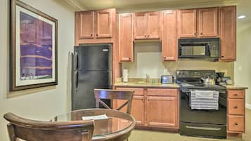 Apartment (1 Bedroom) | Interior