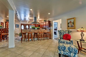 Casa (Multiple Bedrooms) | Interior