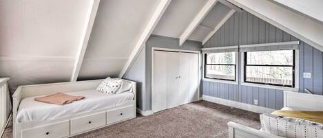 Apartment (1 Bedroom) | Interior