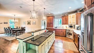House (Multiple Bedrooms) | Interior