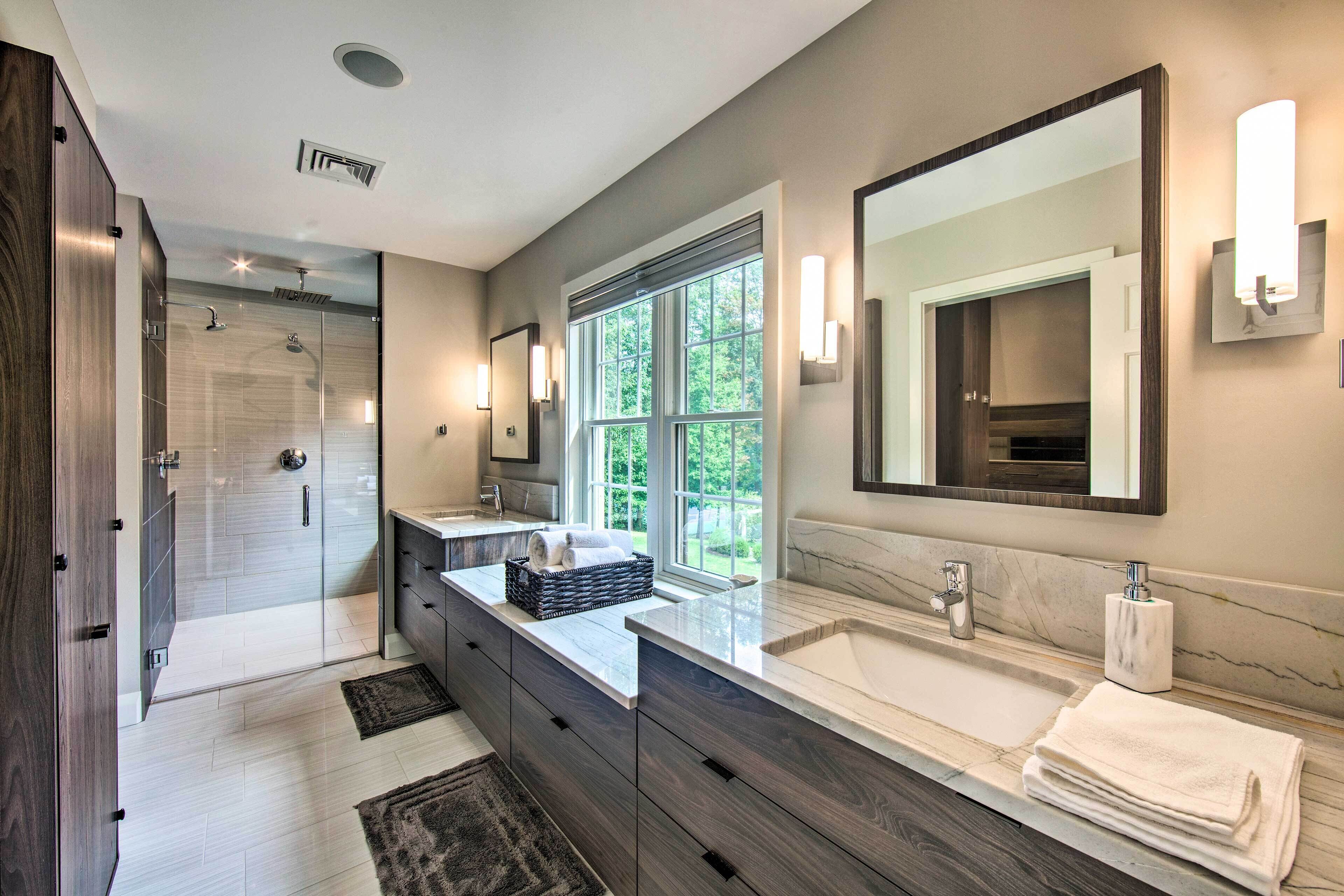 House (Multiple Bedrooms) | Interior