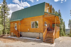 House (3 Bedrooms) | Interior - Duck Creek Village Cabin Near National Forest! (Duck Creek Village)