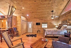 Apartment (0 Bedroom) | Interior - Bryson City Cabin w/ Wraparound Deck & Hot Tub (Bryson City)