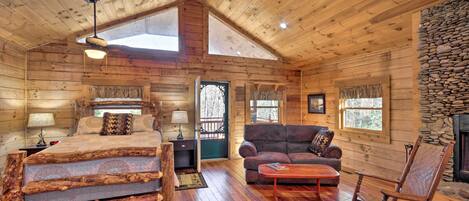 Apartment (0 Bedroom) | Interior