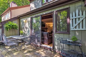 Apartment (3 Bedrooms) | Interior - Steps to Sugar Mountain! Condo w/ Furnished Deck (Banner Elk)