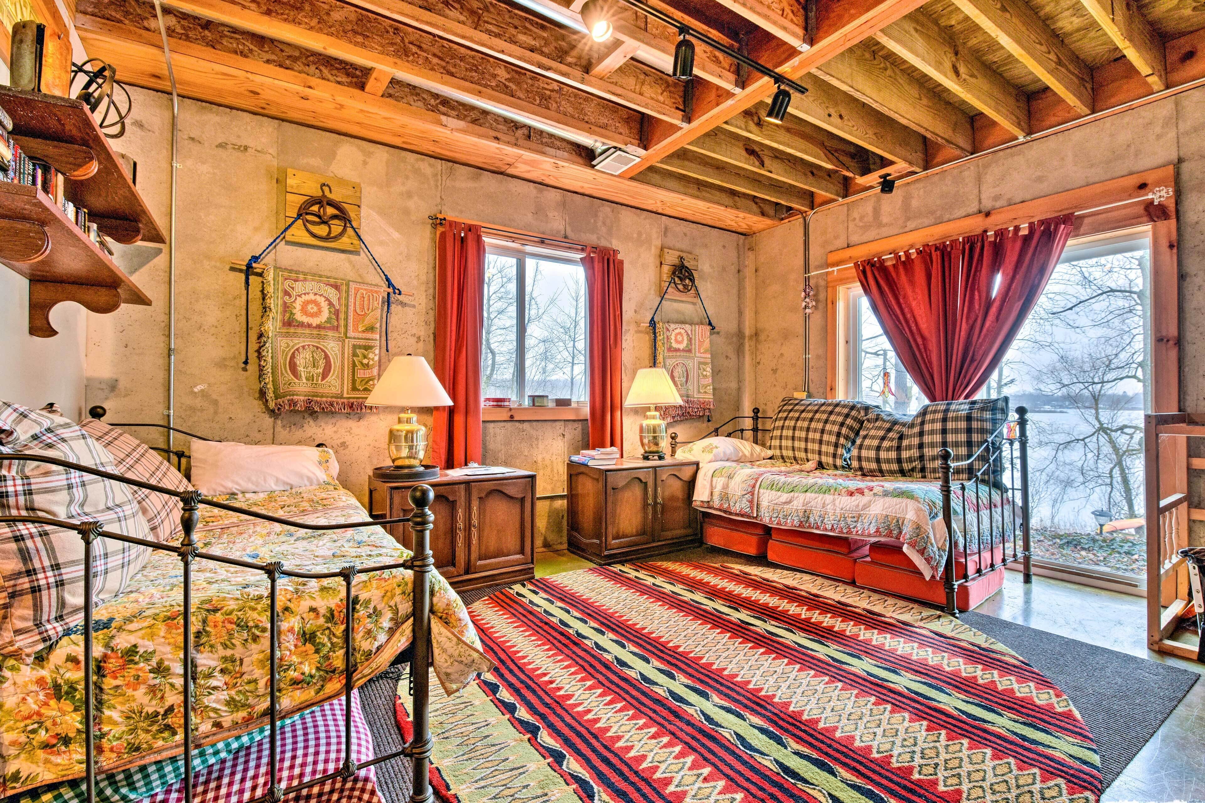 Cottage (2 Bedrooms) | Interior