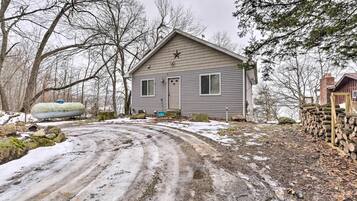 Cottage (2 Bedrooms) | Interior