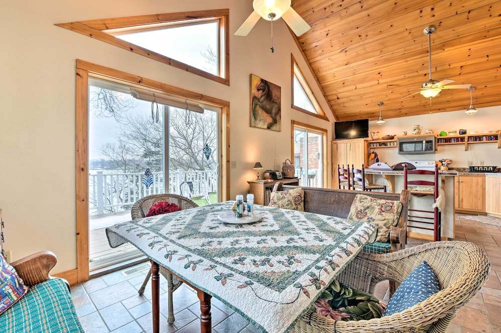 Lakeside Cottage Escape With Private Dock & Deck!