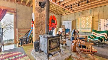 Cottage (2 Bedrooms) | Interior