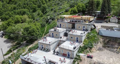 Modern Lava Hot Springs Studio, Walk to Pools