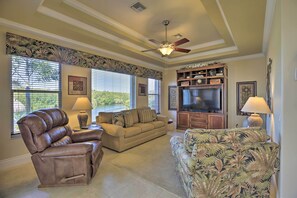 House (3 Bedrooms) | Interior - Waterfront Cape Coral Home w/ Private Dock & Lanai (Cape Coral)
