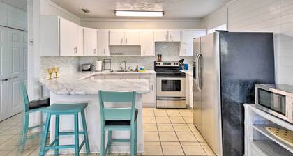 Ormond Beach Retreat w/ Deck - Steps to Ocean!