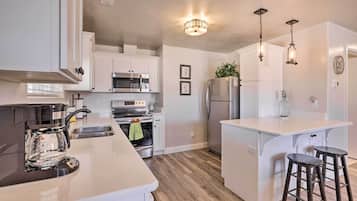 Apartment (1 Bedroom) | Interior