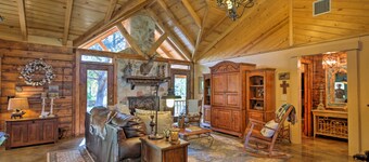 'beaver Creek Lodge' - Huntington Home w/ Pond!