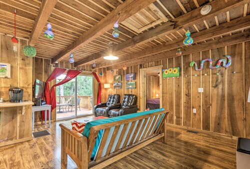 Lake Cumberland Area Cabin - 4 Mi. to Lake!