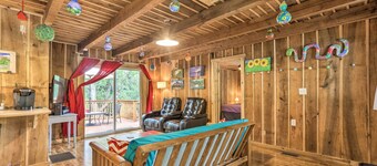 Lake Cumberland Area Cabin - 4 Mi. to Lake!