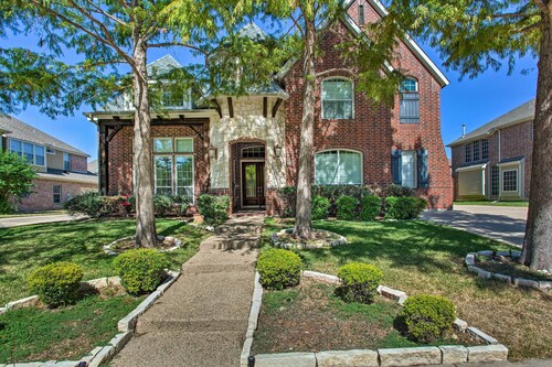Private Pool & Hot Tub: Spacious Murphy Getaway