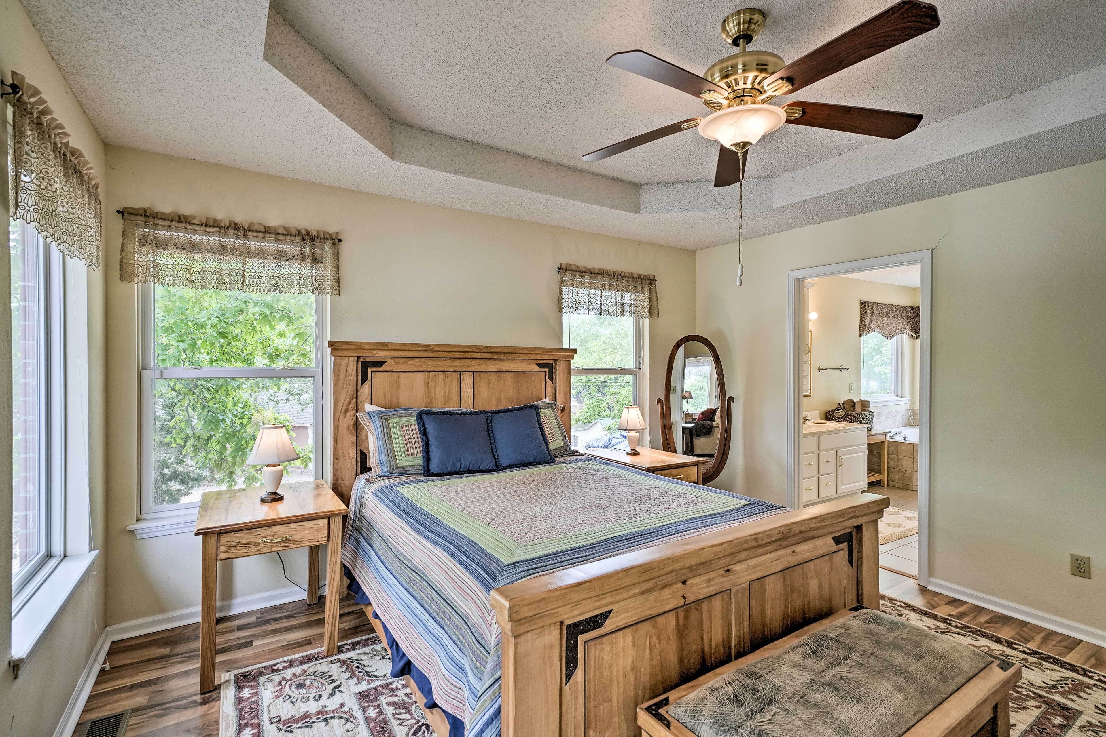 House (3 Bedrooms) | Interior