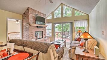 Rumah (3 Bedrooms) | Bagian depan properti