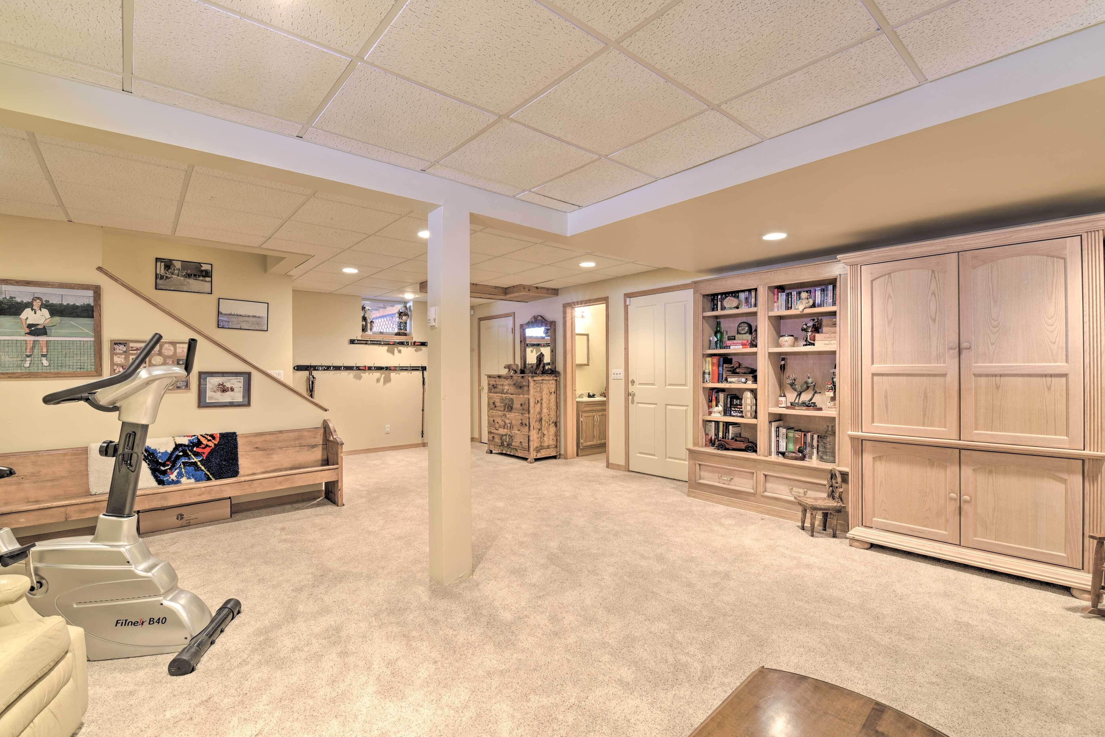 House (5 Bedrooms) | Interior