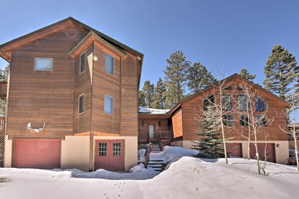 House (5 Bedrooms) | Interior - Spacious Angel Fire Cabin < 4 Miles to Resort! (Angel Fire)