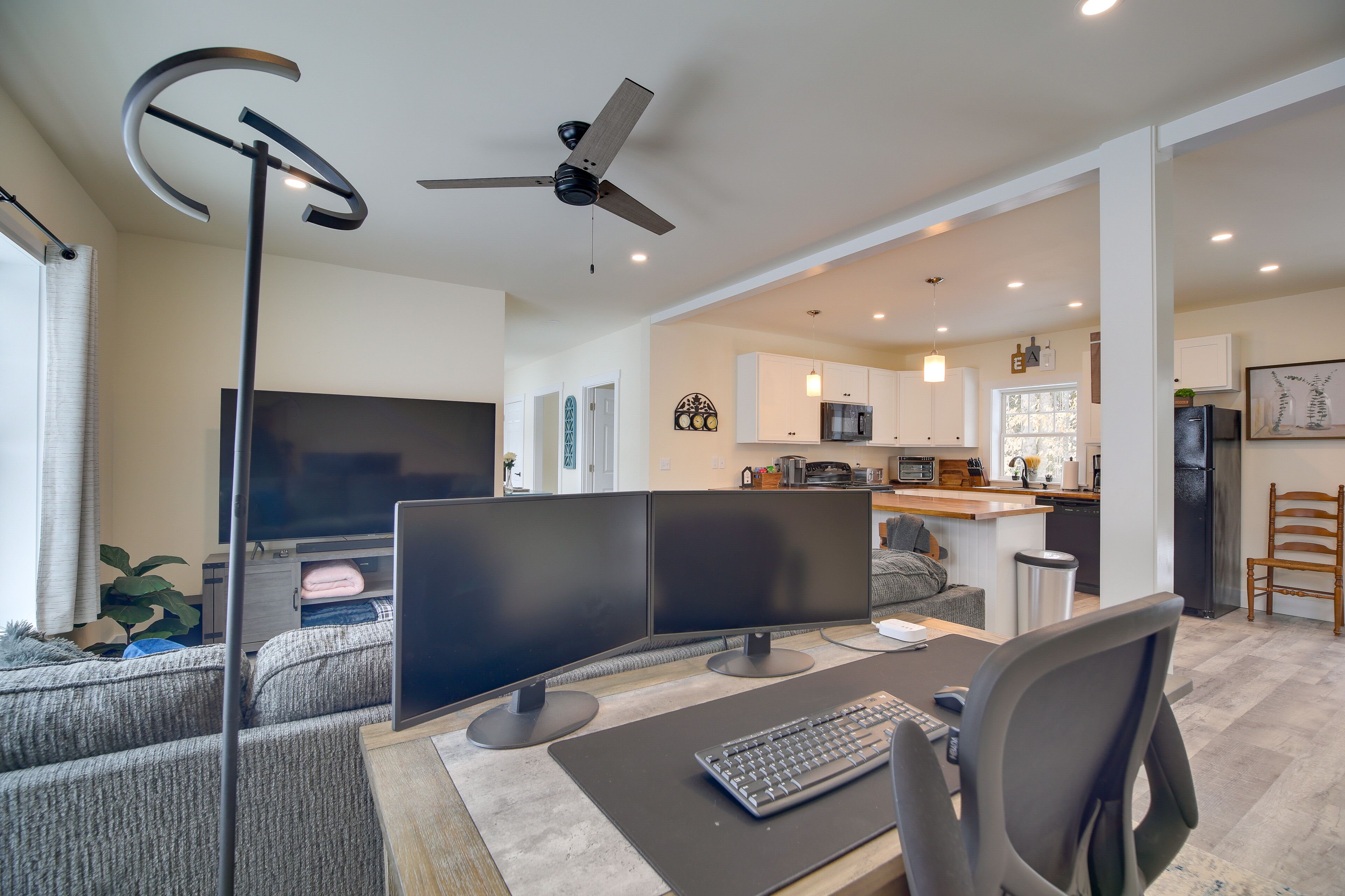 Cozy Vermont Escape - Near Golfing & Skiing!