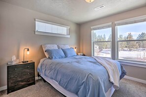 House (4 Bedrooms) | Interior - Modern Bend Home ~ 3 Mi to Old Mill District! (Bend)