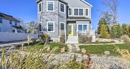 Charming Spring Lake Retreat, 1 Mi to Beach!