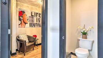 Apartment (0 Bedroom) | Interior