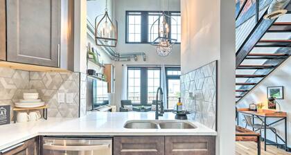 Central Atlantic Station Loft in Walkable Location