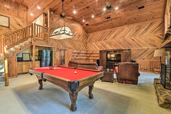 Serene Lewisburg Lakefront Retreat W/ Dock - Lewisburg, KY