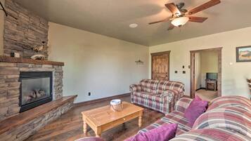 House (1 Bedroom) | Interior