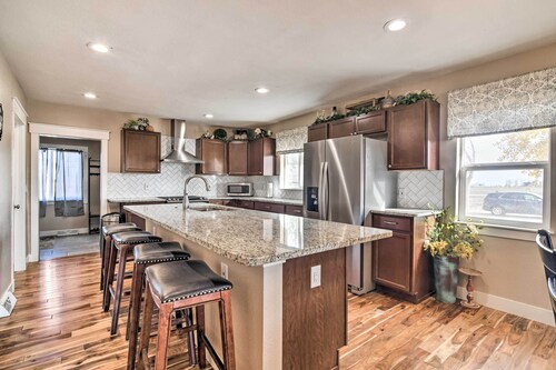 Cozy Retreat w/ Yard Space ~ 11 Mi to Longmont!