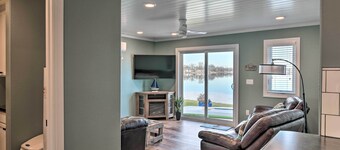 The Lakefront Home - 5 Minutes From Detroit Lakes!