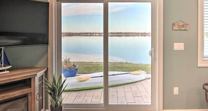 The Lakefront Home - 5 Minutes From Detroit Lakes!