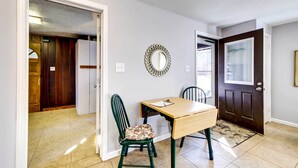 Cottage (3 Bedrooms) | Bahagian dalam