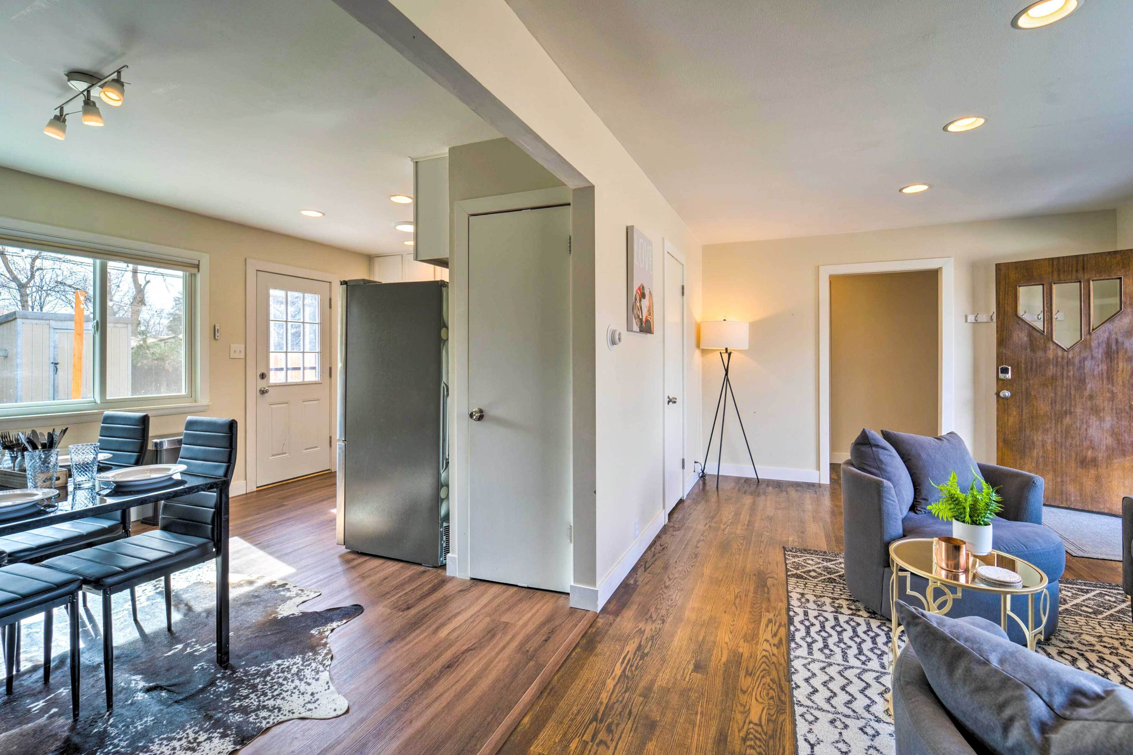 Modern Littleton Home w/ Yard: Pets Welcome!