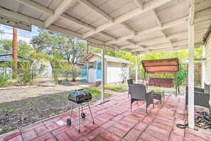 Interior - Charming San Antonio Home w/ Covered Patio! (San Antonio)