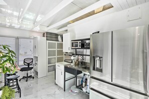 อพาร์ทเมนท์ (0 Bedroom) | ภายใน