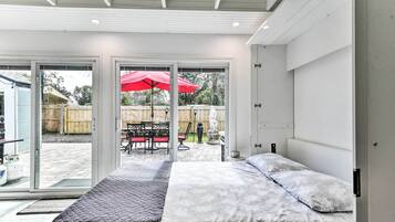 Apartment (0 Bedroom) | Interior