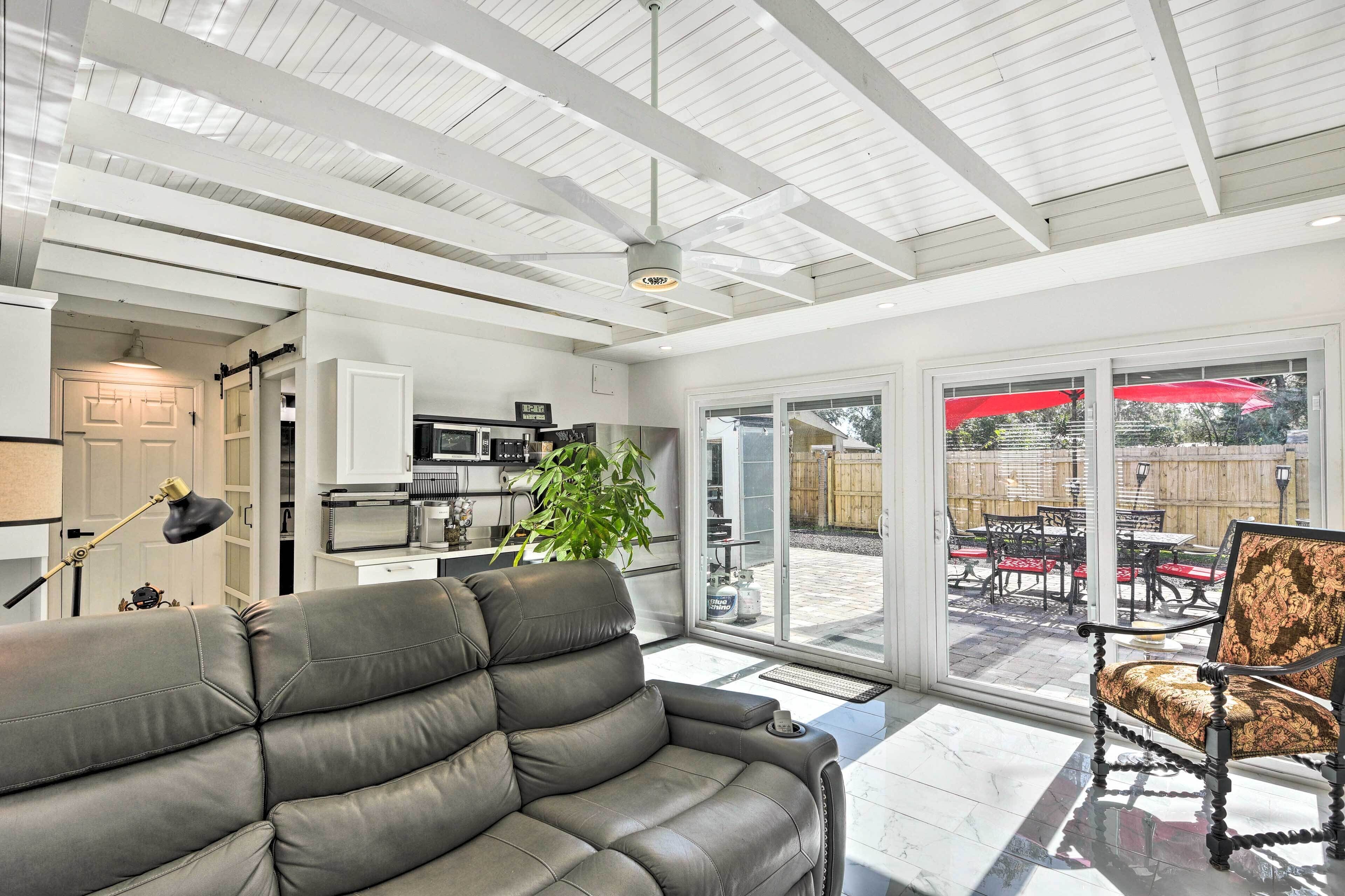 Apartment (0 Bedroom) | Interior